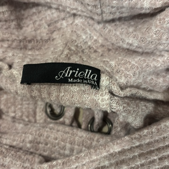 Pink (light) blouse - Picture 3 of 3